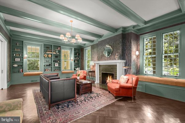 Chandelier, Fireplace, Interior, Living room, Pendant Lights, Wood Texture Flooring