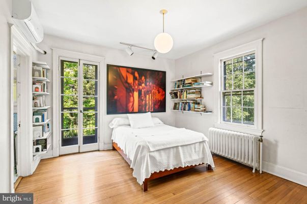 Bedroom, Interior, Pendant Lights, Wood Texture Flooring