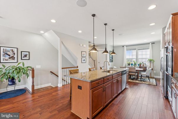 Dining room, Interior, Kitchen, Pendant Lights, Recessed Lighting, Wood Texture Flooring