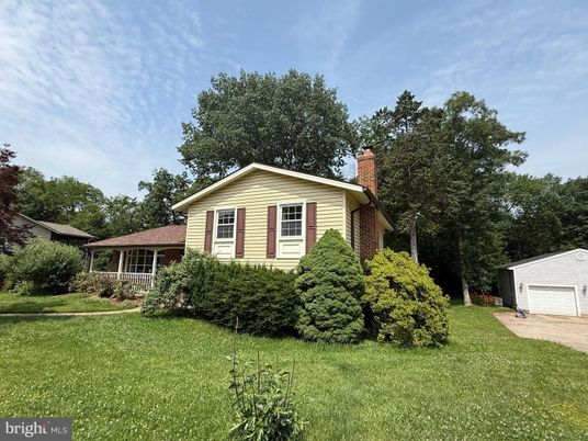 Backyard, Detached Garage, Exterior