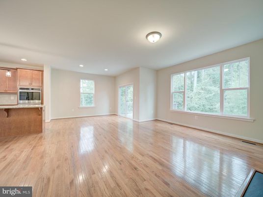 Empty room, Interior, Kitchen, Recessed Lighting, Wood Texture Flooring