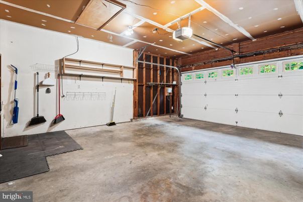 Garage, Interior, Recessed Lighting