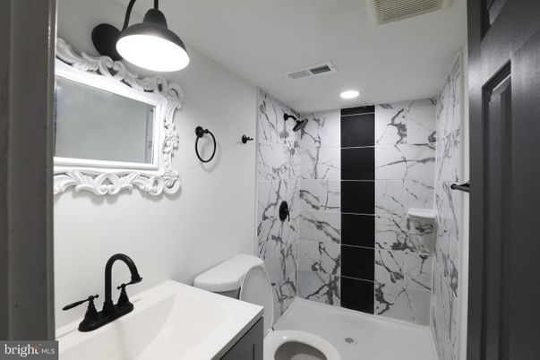 Bathroom, Interior, Marble Walls, Recessed Lighting