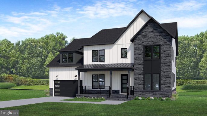 Attached, Exterior, Facade, Farmhouse