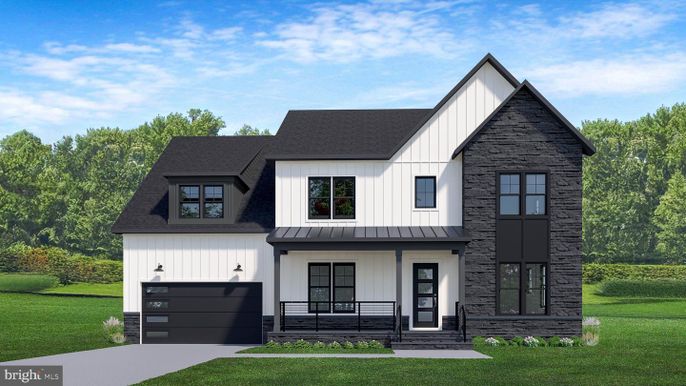 Attached, Exterior, Facade, Farmhouse