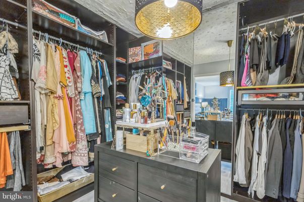 Interior, Walk-in Closets