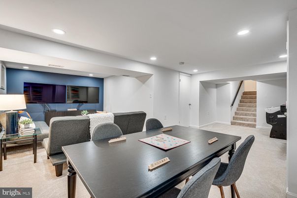 Dining room, Interior, Living room, Recessed Lighting