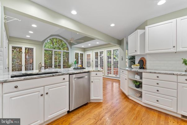 Interior, Kitchen, Recessed Lighting, Wood Texture Flooring