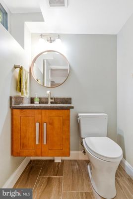 Bathroom, Dual Sink Vanities, Interior, Wood Texture Flooring