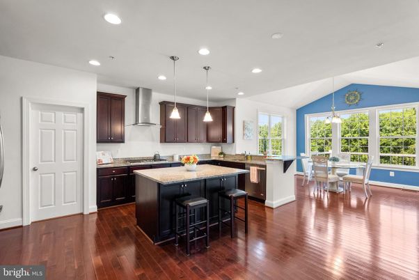 Dining room, Interior, Kitchen, Pendant Lights, Recessed Lighting, Wood Texture Flooring