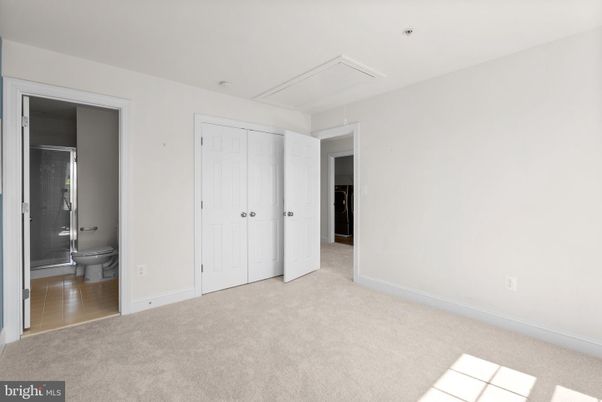Bathroom, Empty room, Interior