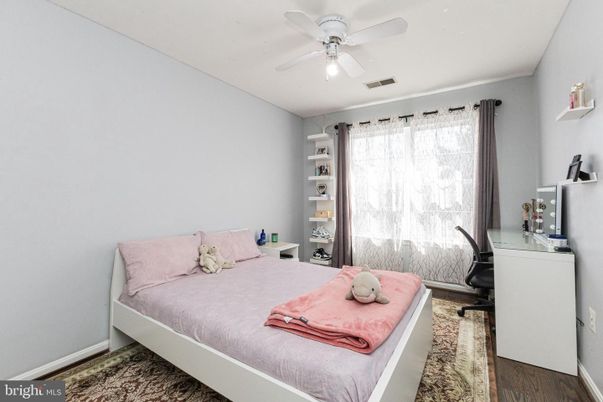 Bedroom, Home Office, Interior, Wood Texture Flooring