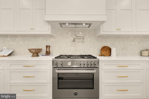 Interior, Kitchen, Stainless Steel Appliances