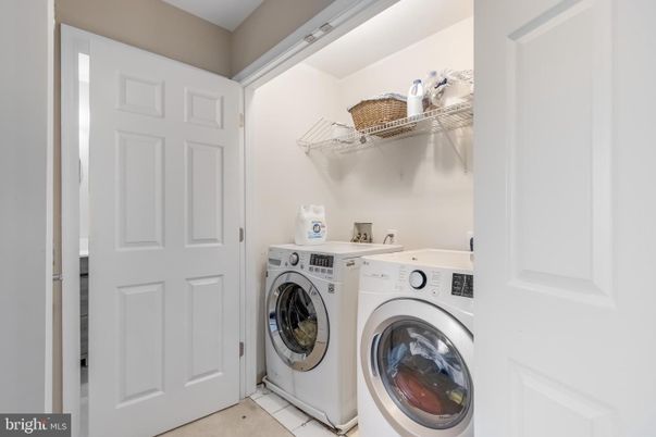 Interior, Washer