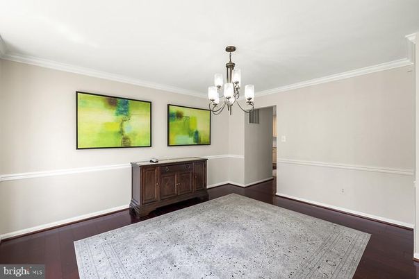 Chandelier, Interior, Wood Texture Flooring