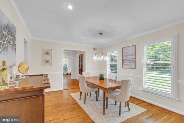 Dining room, Interior, Pendant Lights, Recessed Lighting, Wood Texture Flooring