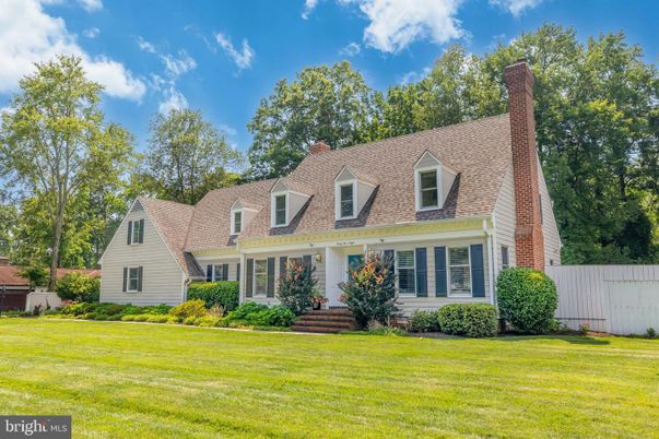 Exterior, Facade, Cape Cod