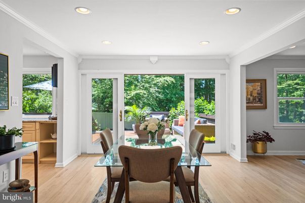 Dining room, Interior, Recessed Lighting, Wood Texture Flooring