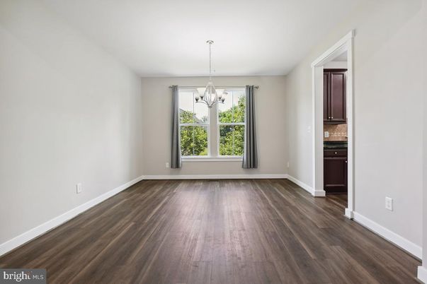 Chandelier, Empty room, Interior, Wood Texture Flooring