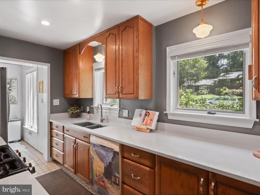 Interior, Kitchen, Pendant Lights, Recessed Lighting