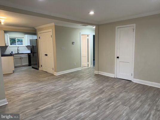 Empty room, Interior, Kitchen, Recessed Lighting, Wood Texture Flooring