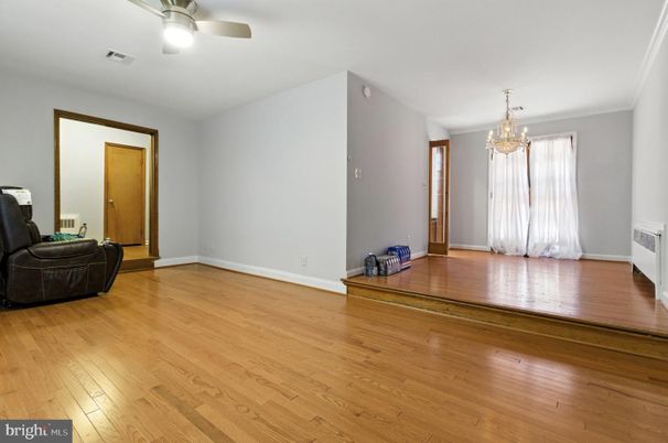 Chandelier, Empty room, Interior, Wood Texture Flooring