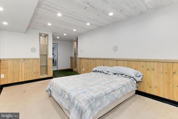 Bedroom, Interior, Recessed Lighting, Wooden Ceilings