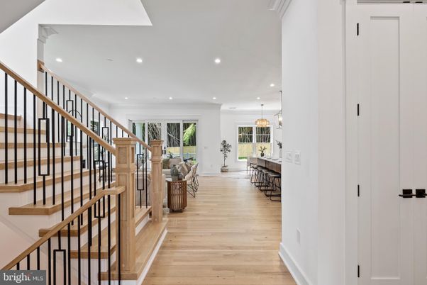 Interior, Pendant Lights, Recessed Lighting, Wood Texture Flooring