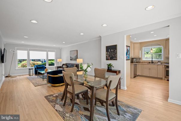 Dining room, Interior, Living room, Recessed Lighting, Wood Texture Flooring