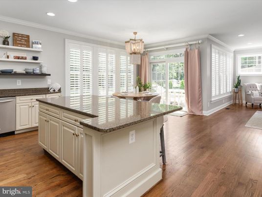 Chandelier, Dining room, Interior, Kitchen, Recessed Lighting, Wood Texture Flooring