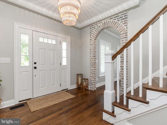 Chandelier, Interior, Wood Texture Flooring