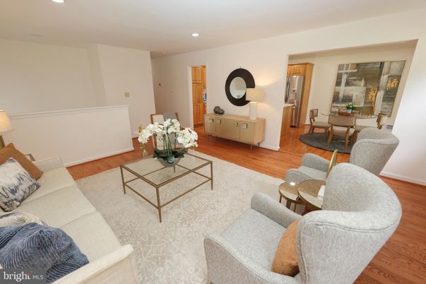 Dining room, Interior, Living room, Recessed Lighting, Wood Texture Flooring
