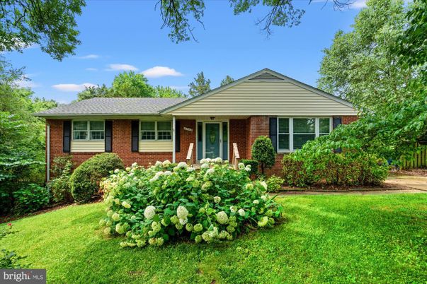 Exterior, Facade, Brick Facade, Ranch