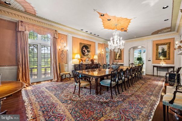 Chandelier, Dining room, Interior, Recessed Lighting, Wood Texture Flooring