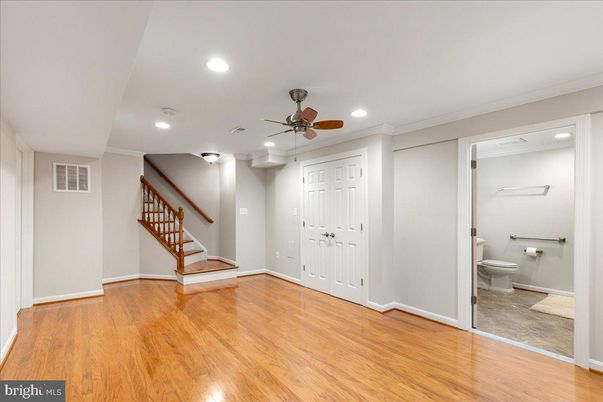 Bathroom, Interior, Recessed Lighting, Wood Texture Flooring