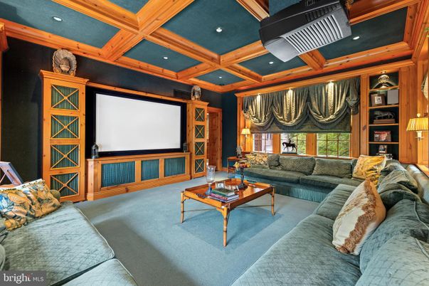 Interior, Living room, Projection Screen, Recessed Lighting, Theatre Room