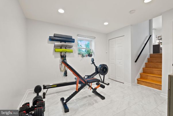 Fitness Equipment, Interior, Recessed Lighting