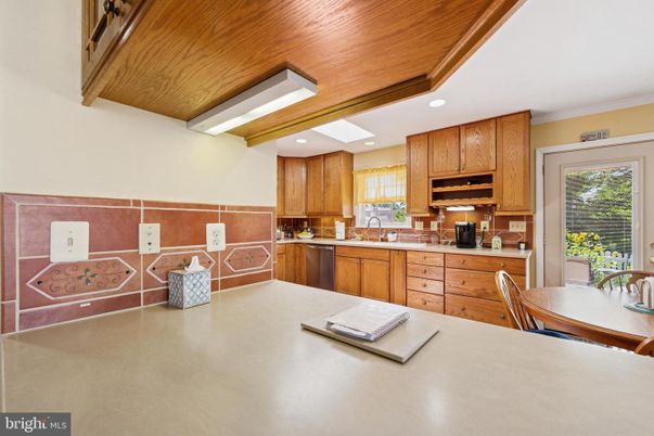 Dining room, Interior, Kitchen, Recessed Lighting