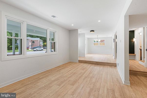Interior, Pendant Lights, Recessed Lighting, Wood Texture Flooring