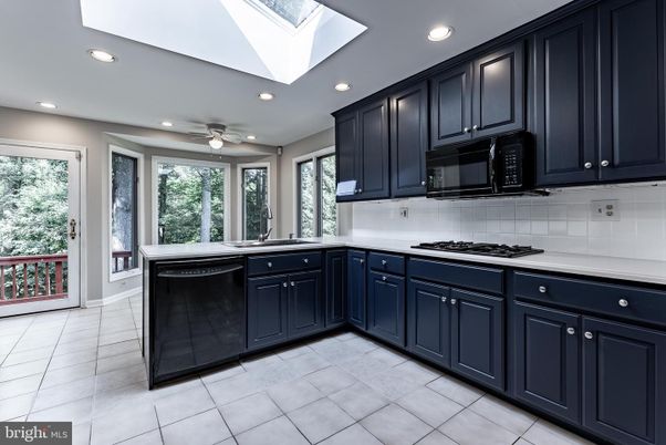 Interior, Kitchen, Recessed Lighting