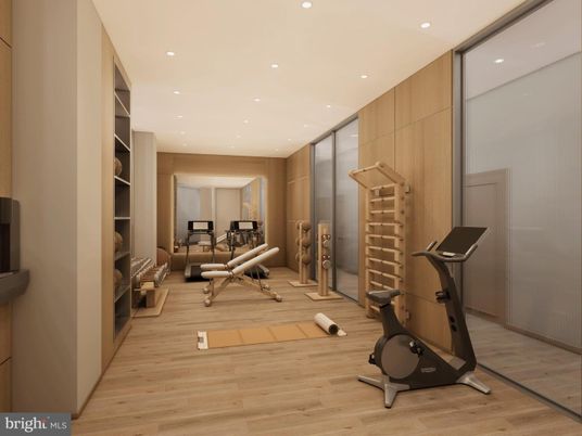 Fitness Equipment, Interior, Recessed Lighting, Wood Texture Flooring