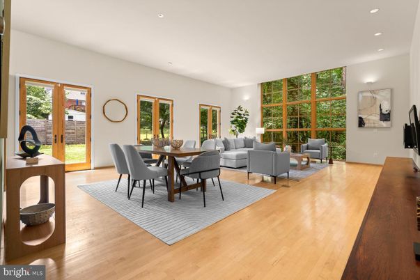 Dining room, Interior, Living room, Recessed Lighting, Wood Texture Flooring