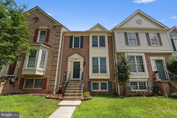 Exterior, Facade, Brick Facade, Rowhouse