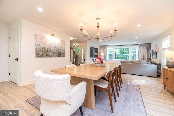 Chandelier, Dining room, Interior, Living room, Recessed Lighting, Wood Texture Flooring