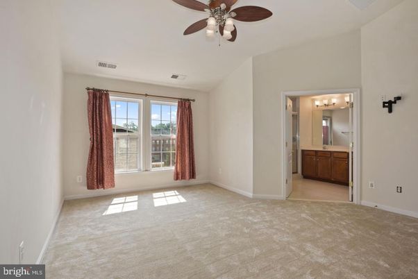 Bathroom, Empty room, Interior