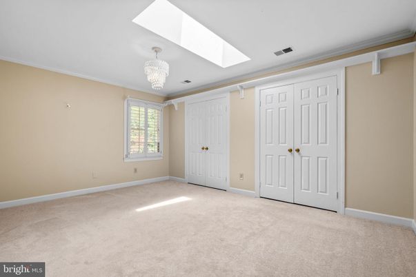Chandelier, Empty room, Interior