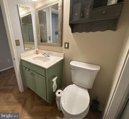 Bathroom, Interior, Wood Texture Flooring