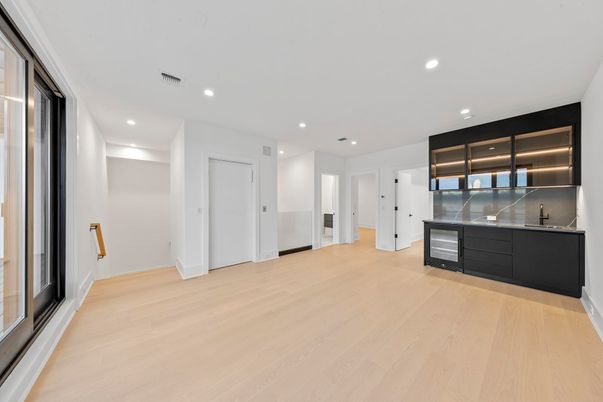 Empty room, Interior, Recessed Lighting, Wood Texture Flooring