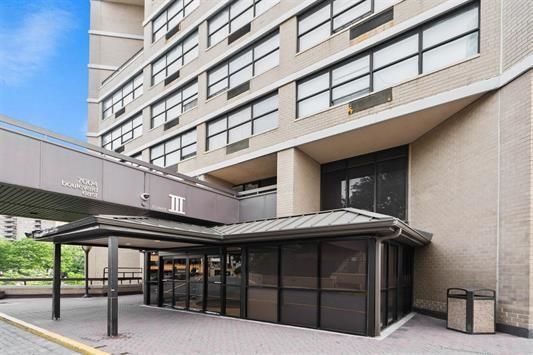 Exterior, Facade, None