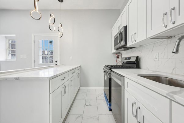 Interior, Kitchen, Marble, Pendant Lights